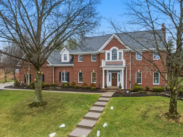 1062 W Grove Ct, Gibsonia, PA 15044