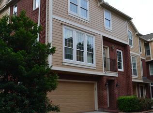 912 Cohn St, Houston, TX 77007