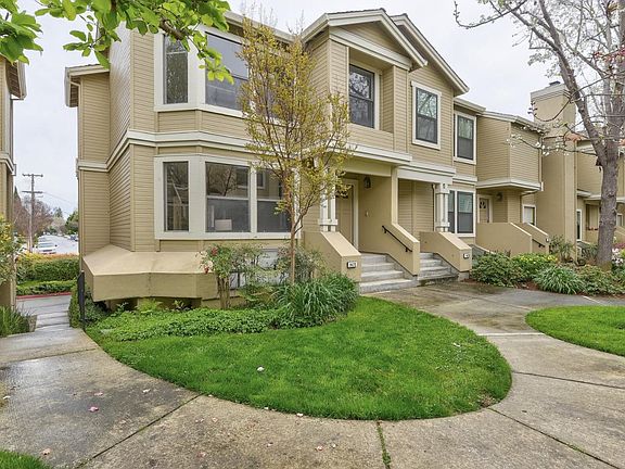2nd image of 947 La Mesa Ter Unit E