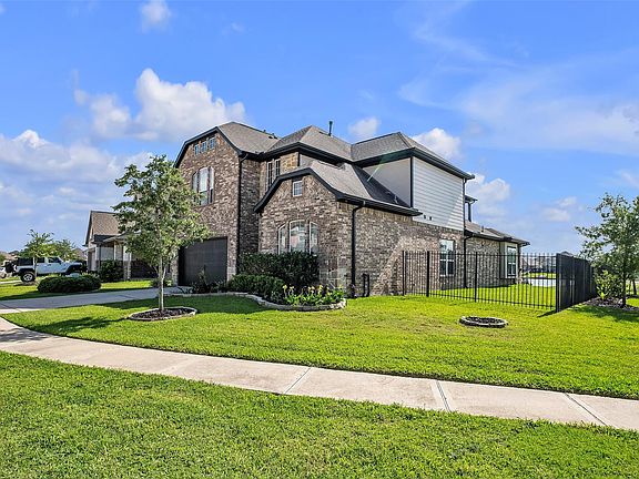 4th image of 3919 Cantone Grotto Ct
