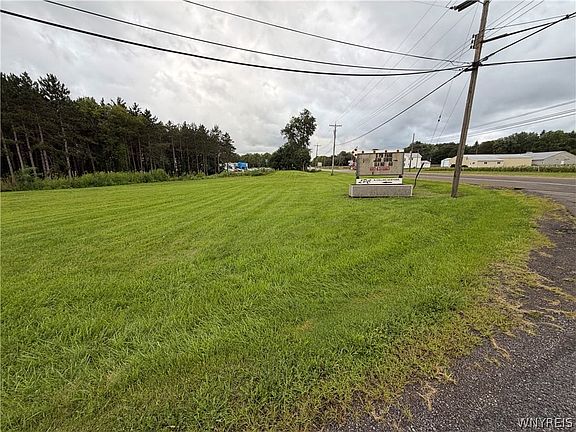 4th image of Mile Strip Rd