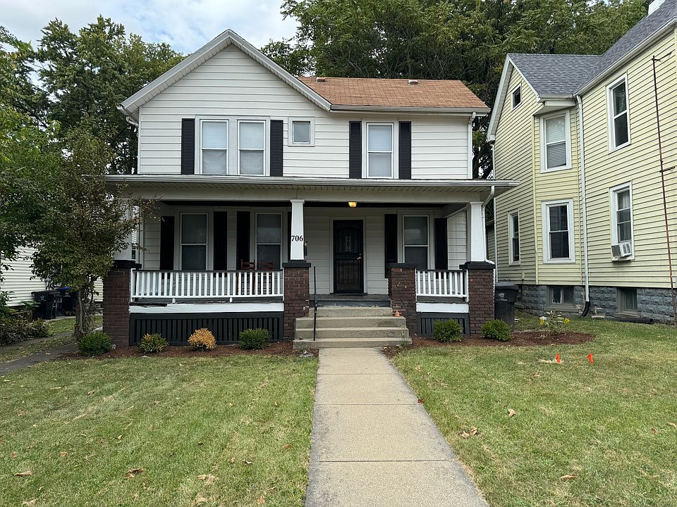 1st image of 706 E Monroe St