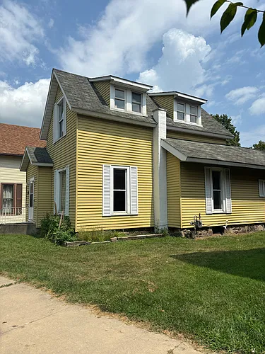 722 S Main St Photo 1