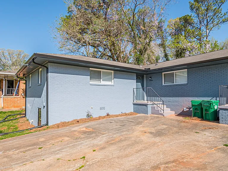 1506 Janmar Dr — Photo 5