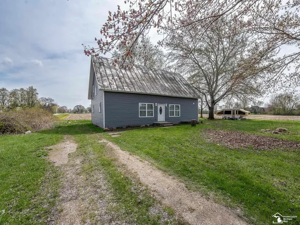 13680 Martinsville Rd, Carleton, MI 48117