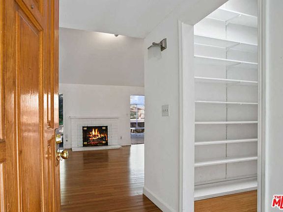 3rd image of 5629 Oso Ave