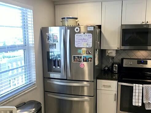 2nd image of 441 SE 3rd St APT 604