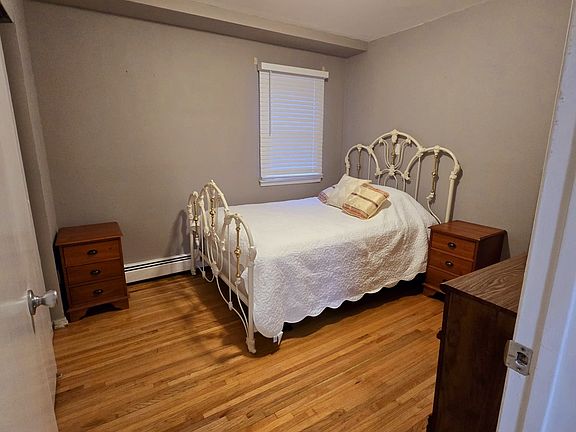 4th image of 15607 Cryders Ln