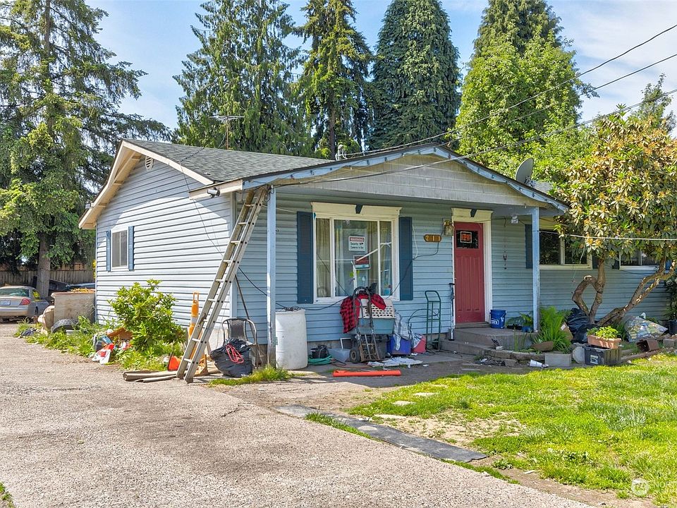 2nd image of 211 Louise Street