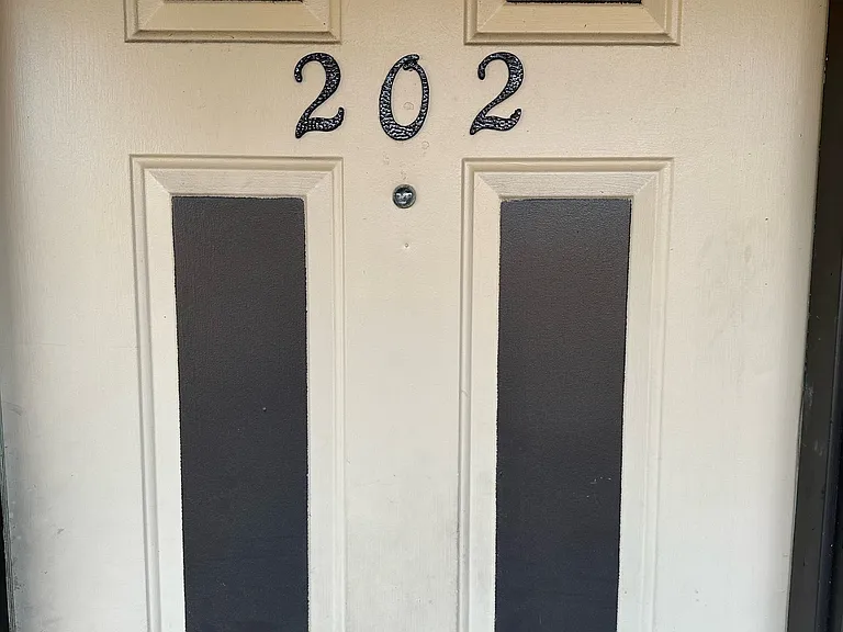 2020 Hickory Ave #202 — Photo 9
