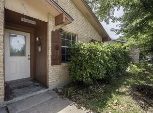 605 McKown Dr, Mansfield, TX 76063