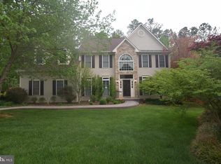 32 Monument Dr, Stafford, VA 22554