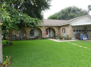 5916 N Meadow Ct, Pasadena, TX 77505