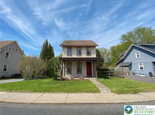 1111 Easton Rd, Riegelsville, PA 18077