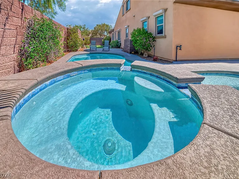 2852 Josephine Dr — Photo 42