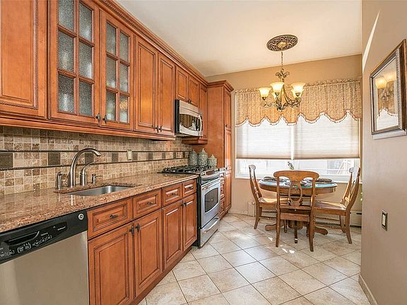 4th image of 145-26 21st Ave #604