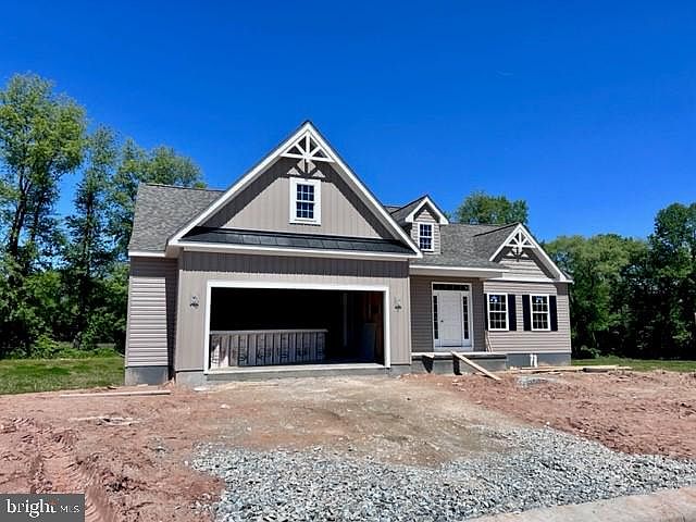 2nd image of 238 Buckingham St Lot 84