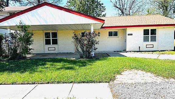 2nd image of 4830 Cerise Ave