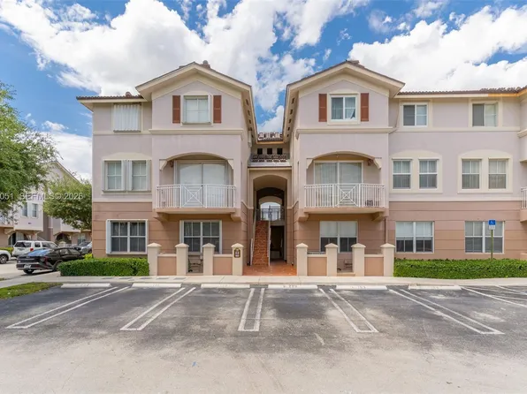 8826 W Flagler St APT 203, Miami, FL 33174