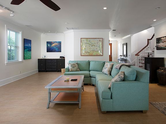 5th image of 727 Waddell Ave