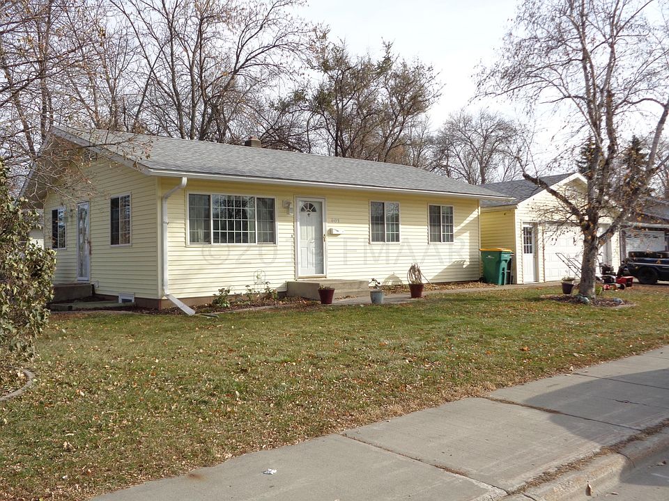 1st image of 501 Sheyenne St