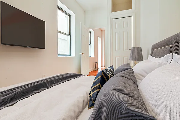 Rented by Platinum Properties | media 6