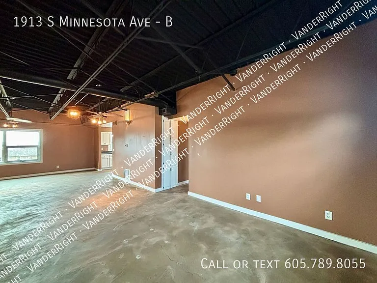 1913 S Minnesota Ave #B — Photo 9