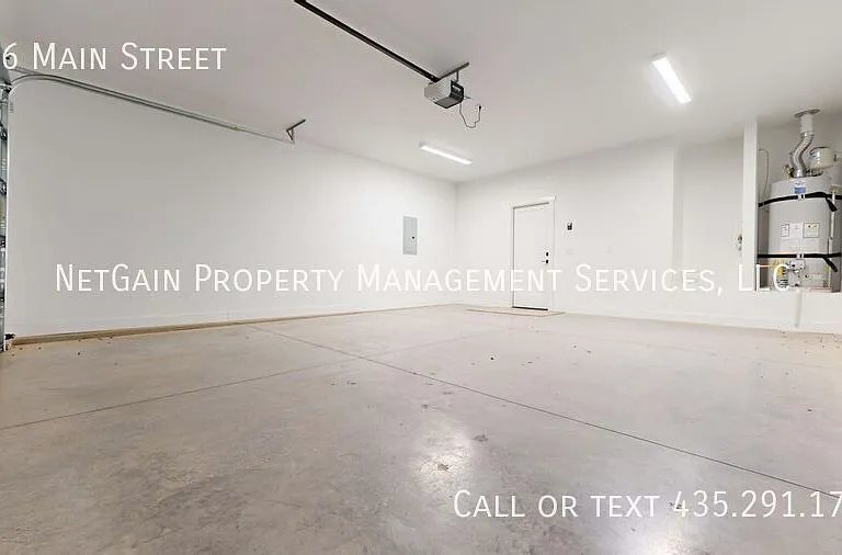 226 S Main St — Photo 17