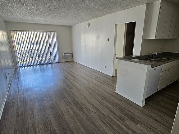 Unit 203--Front door entry view