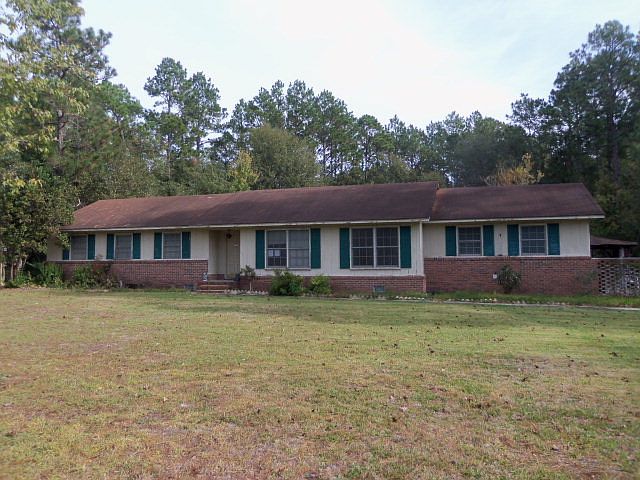 1st image of 147 Pine Forest Dr