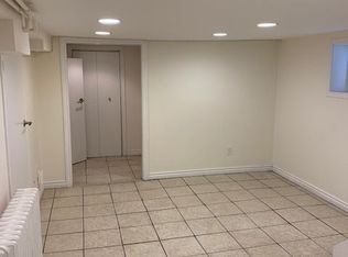 541 Palmerston Blvd #3, Toronto, ON M6G2P4