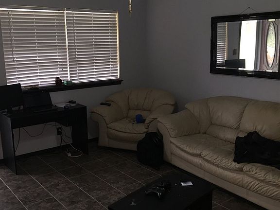 4th image of 1406 E Cherry Ave