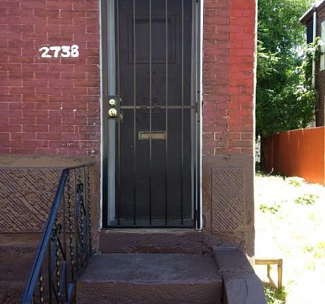 3rd image of 2738 W Glenwood Ave