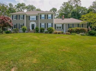 97 Benedict Rd, Monroe, CT 06468