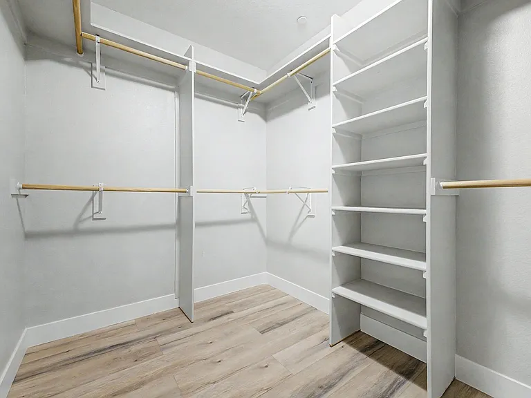 3777 Toscanella Ave — Photo 20