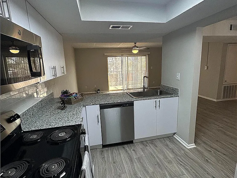 Kitchen_Sink_475183