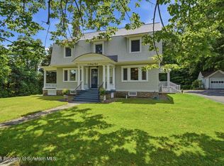 18 Jessup St, Montrose, PA 18801