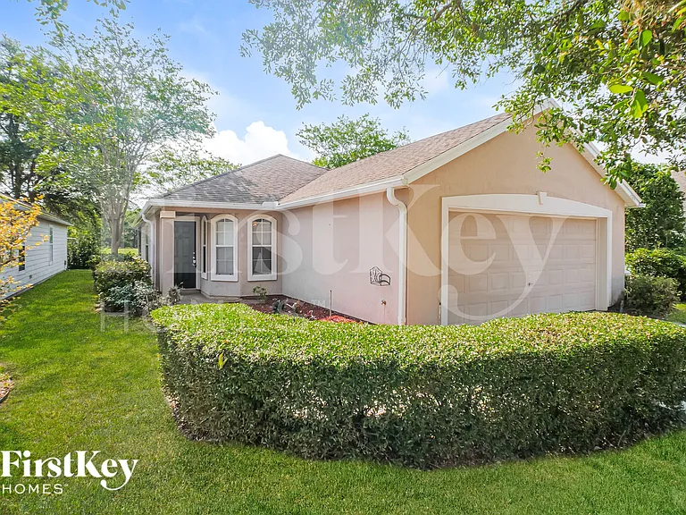 2089 W Lymington Way — Photo 2