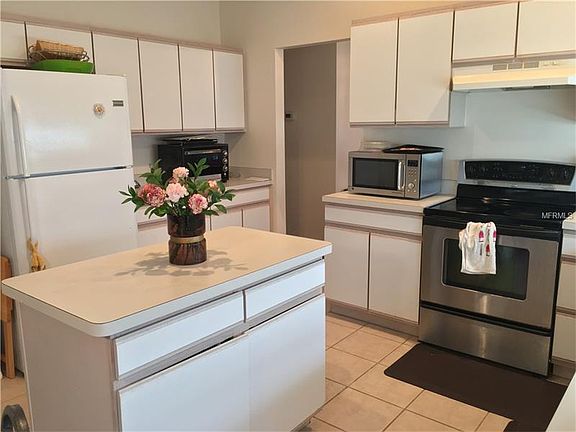 4th image of 10437 Sun Villa Blvd