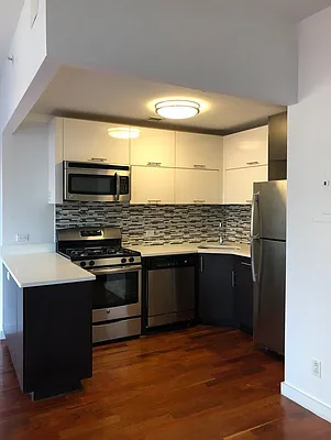 Rented by Kahen Properties | media 33