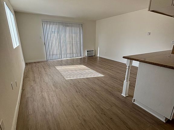 4th image of 1670 W Broadway #0