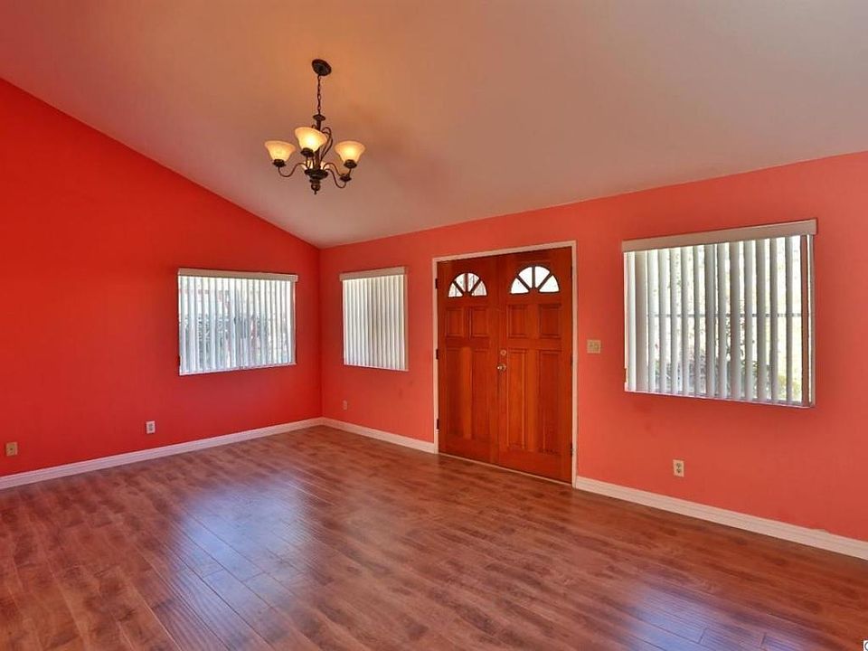1st image of 3323 Charlotte Ave