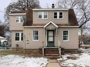 245 N Saginaw St, Montrose, MI 48457