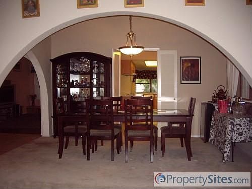 5th image of 2710 S Los Altos