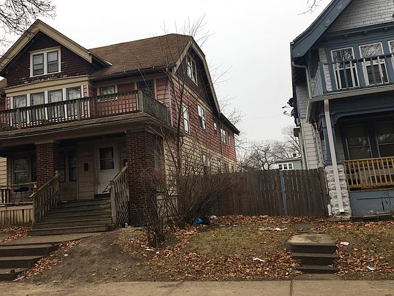 2nd image of 3035-3037 N 40th St