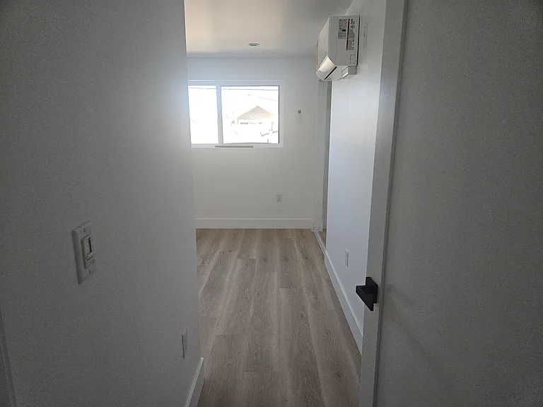 3209 W 18th St #4 — Photo 17