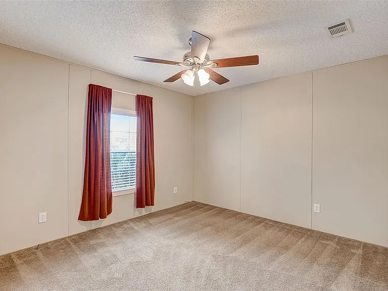 4611 Miley Rd — Photo 15
