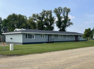 15 & 27 A St NE, Sykeston, ND 58486