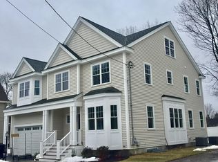 22 Sheridan Cir, Winchester, MA 01890