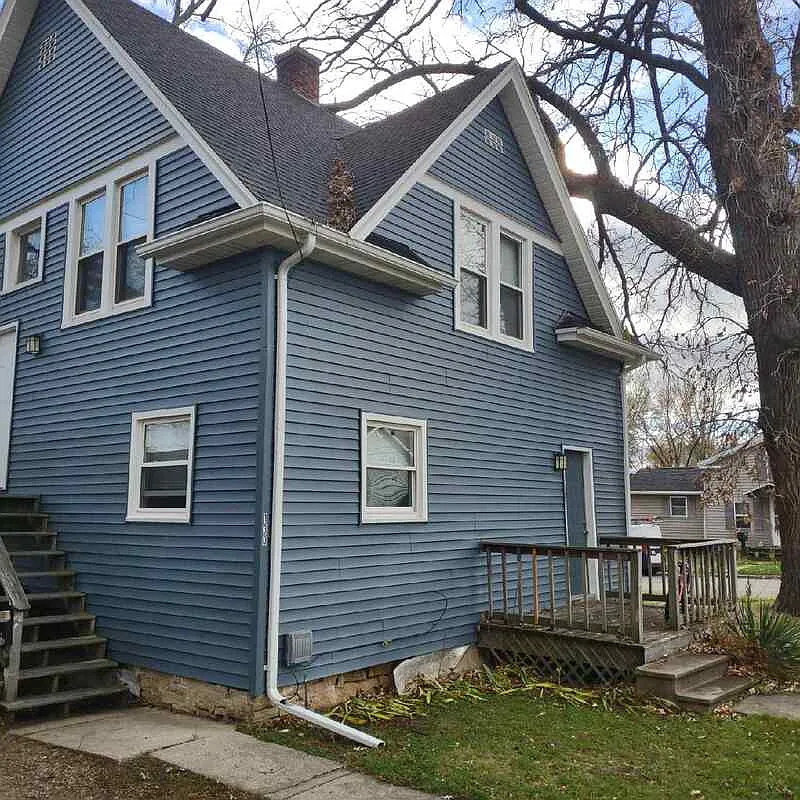 1 bed, 1.0 bath, $849 — Photo 2